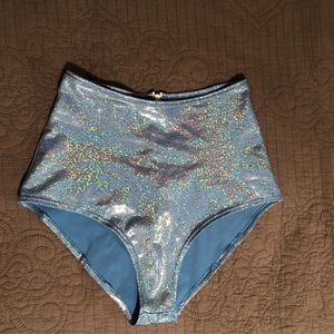 high wasted bottom! <3